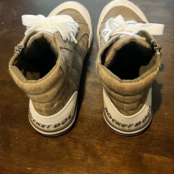 Rocket Dog green high top tennis shoes size 7 like new - Picture 3 of 4